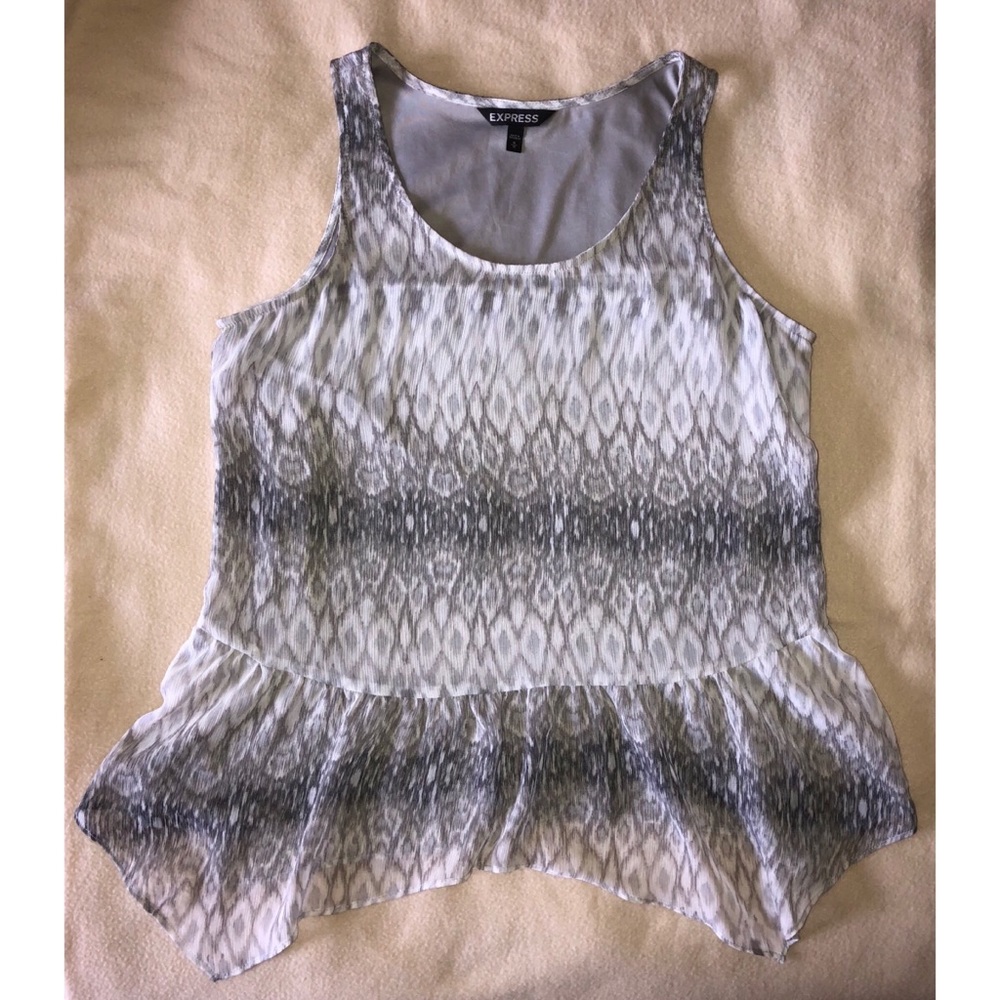 Grey Express top with inner lining size medium